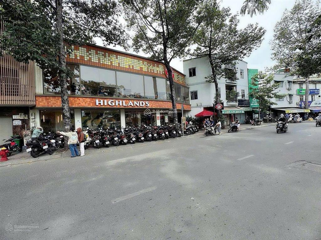 Siêu khủng! bán khuôn mặt tiền nguyễn ảnh thủ quận 12 dt 30x58m nh hđt 300 tr/th giá 200 tỷ