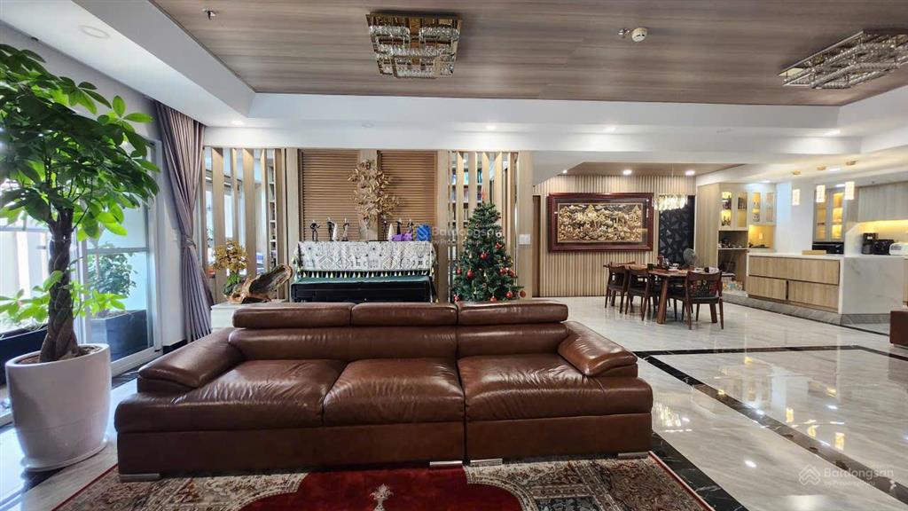 Chính chủ cần bán nhanh căn hộ cosmo city 248m2, 4pn, nhà đẹp, full nội thất, tầng cao, giá 17,5 tỷ