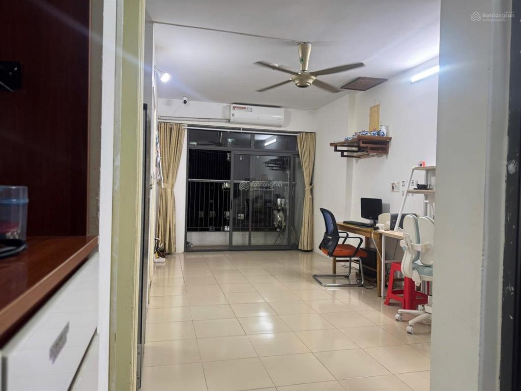 Chỉ 3,5 tỷ mua căn hộ 2pn 65,7m toà golden an khánh ban công đông nam. 0975 605 ***