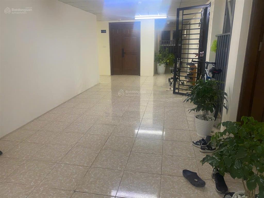 Hạ giá, bán nhanh căn góc 2 ngủ, 2 toilet tại dự án a2 kim giang đường hoàng đạo thành