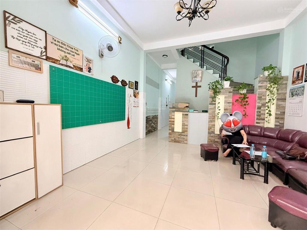 Hạ giá 3,98tỷ 70m2, 3pn. 2 tầng qua gò vấp 5 phút