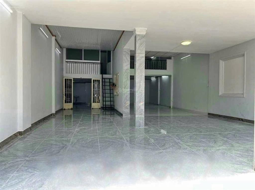 Nhà xưởng có sẵn dòng tiền 15tr/tháng, ngang 8m, 130m2, sát mt lê thị riêng, q12 chỉ hơn 7 tỷ
