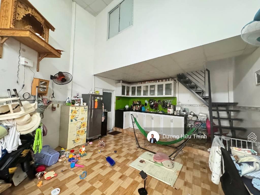 Nhà 1 sẹt trần thị điệu 54m2 3,4 tỷ hxh cách ga metro 500 kế cao đẳng công thương