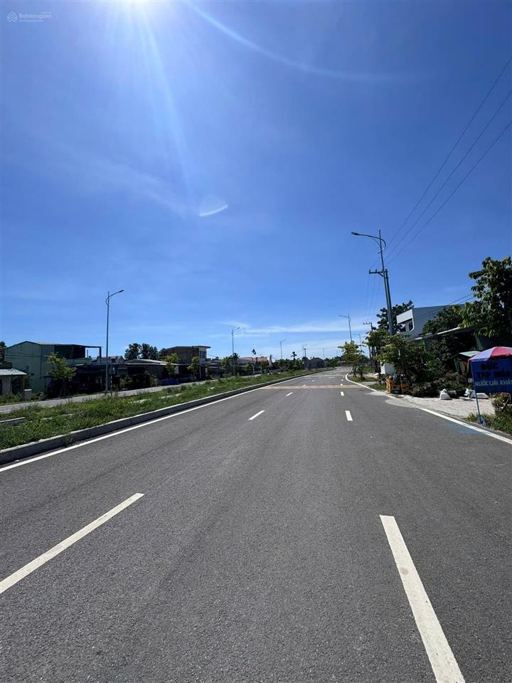 Sẵn sổ, vị trí đẹp, giá tốt. sở hữu đất nền hòa tiến mặt tiền quốc lộ 14b chỉ từ 1 tỷ x.