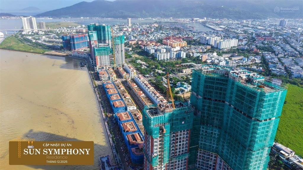 Bán 2 căn biệt thự mặt đường liền nhau mặt tiền 12m đất xây dựng full 216,2m2 giá 63.443 tỷ bao 5%