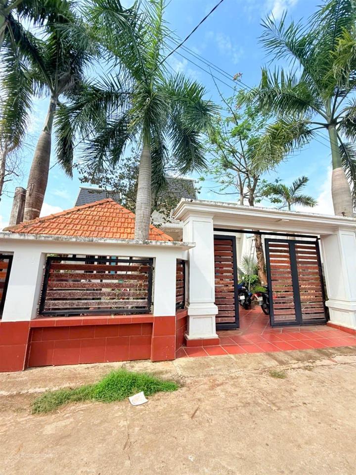 Siêu phẩm biệt thự sân vườn đẹp mê ly trảng bom, đồng nai dt 250m2 ( ngang 12.5m)