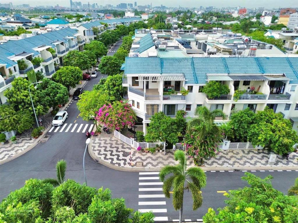 Căn góc senturia vườn lài, 142 m² full thổ ngang 7 m, view sông và công viên, phường an phú đông
