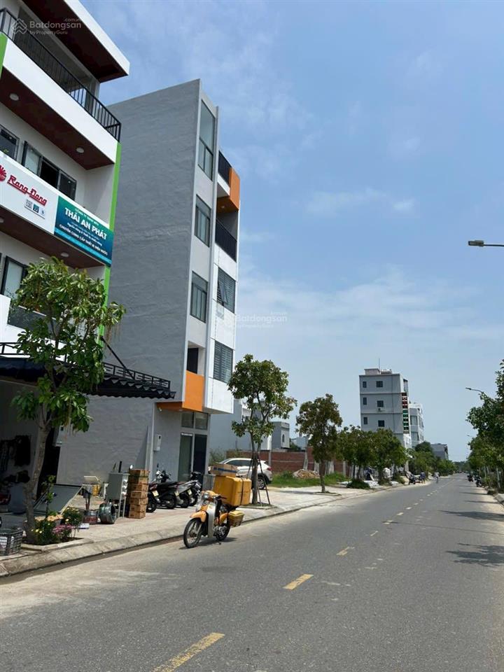 Lô góc 2 mặt tiền giá tốt khu e kim long