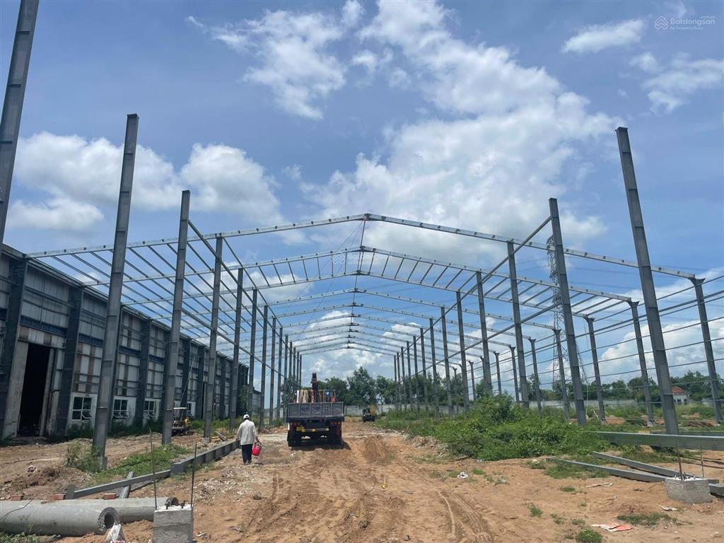 Bán đất kèm nhà xưởng mặt tiền quốc lộ n2 thủ thừa, long an