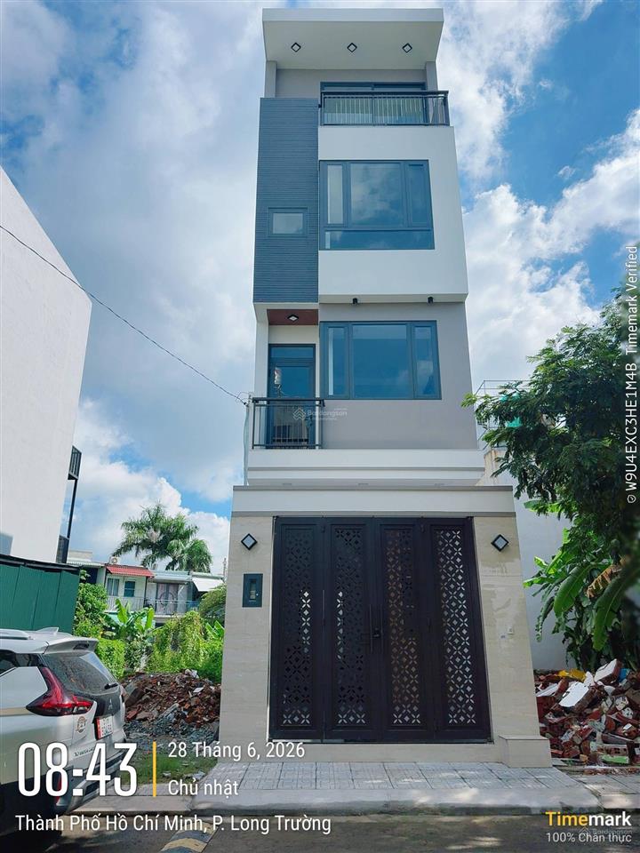 Nhà mới xây 1 trệt 3 lầu đường số 1, long trường q9. dt 57,2m2 sàn 173,8m2 hoàn công đủ