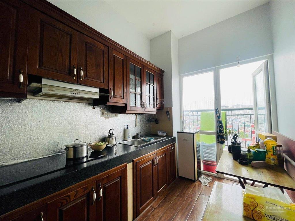 Chung cư tđc hoàng cầu 60m ,sổ đỏ đầy đủ , nhận nhà ở ngay