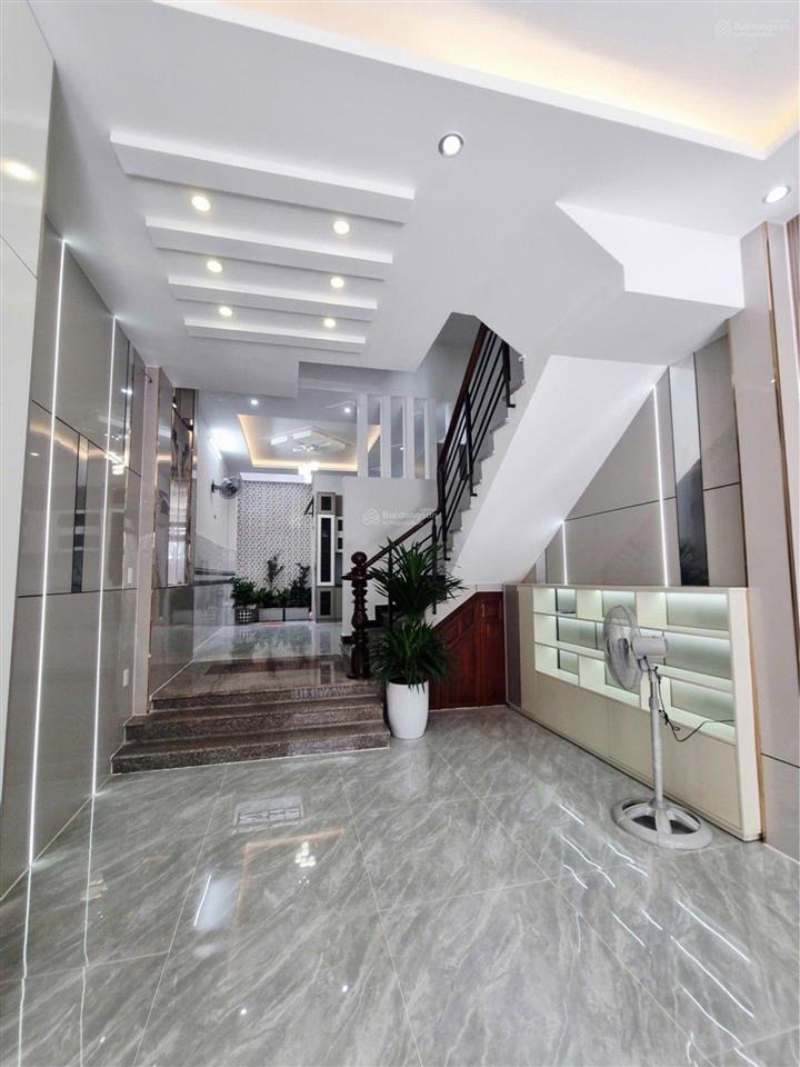 Bán nhà huỳnh thị hai q.12 xe hơi vào nhà 80m² 4 tầng ngay chợ hạt điều chỉ 6,1 tỷ
