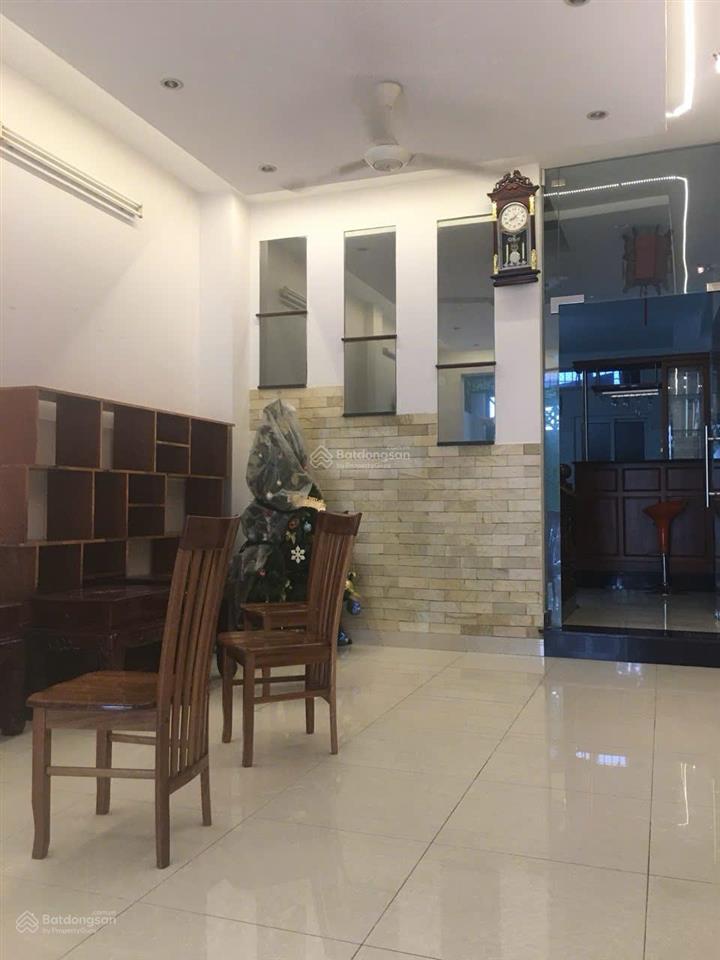 Bán nhà có thang máy khu đường nguyễn công hoan gía 14.2 tỷ