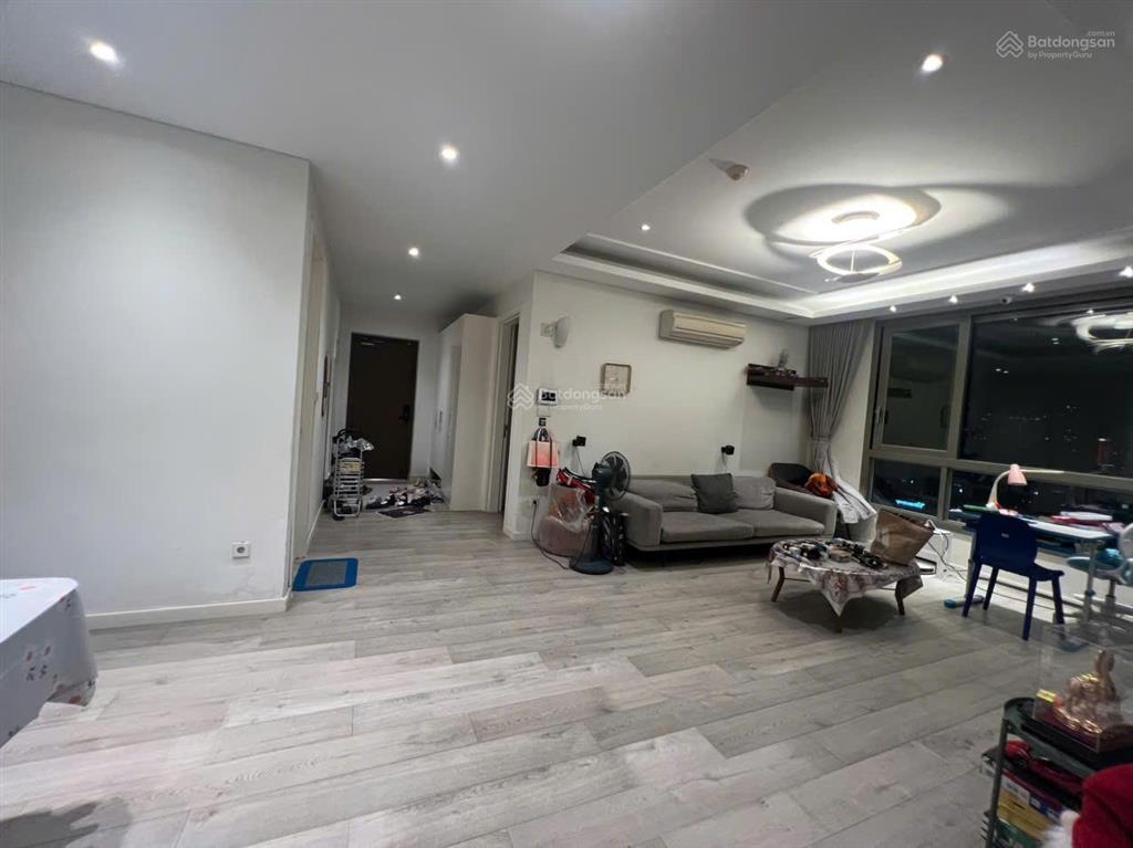Chính chủ bán căn hộ 3 phòng ngủ 134m2 cc hyundai hillstate