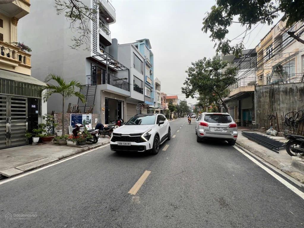 Giảm sâu 1 tỷ lô đất đẹp, không lỗi nhỏ mặt đường đào nhuận gần aeon mall