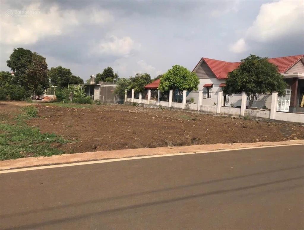 Cần bán lô đất 3500m2 sẵn gần 500m2 thổ cư mặt tiền ngay cây trôm mỹ khánh chỉ hơn 2,5tr/m2