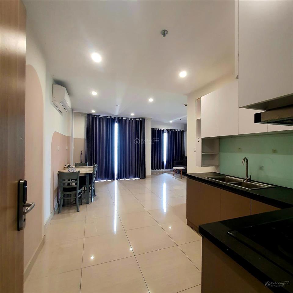 Bán 2pn + 1 (69m2) full nt, tầng trung, view thoáng, sẵn sổ, công chứng nhanh giá 3.15 tỷ all in
