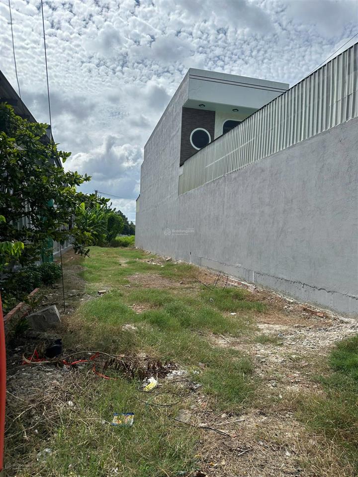 Bán đất tại đường 86, tân phú trung, củ chi, 1,8 tỷ, 110m2, 2 mặt tiền trước sau