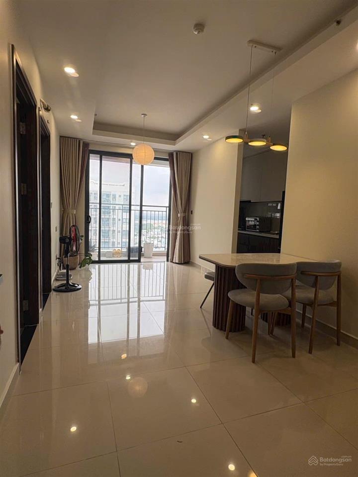 Cần sang nhượng căn hộ q7 boulevard