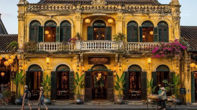 Di sản sở hữu biệt thự cổ pháp ngay trái tim phố cổ hội an giá bán 165 tỷ dt cho thuê 300tr/tháng