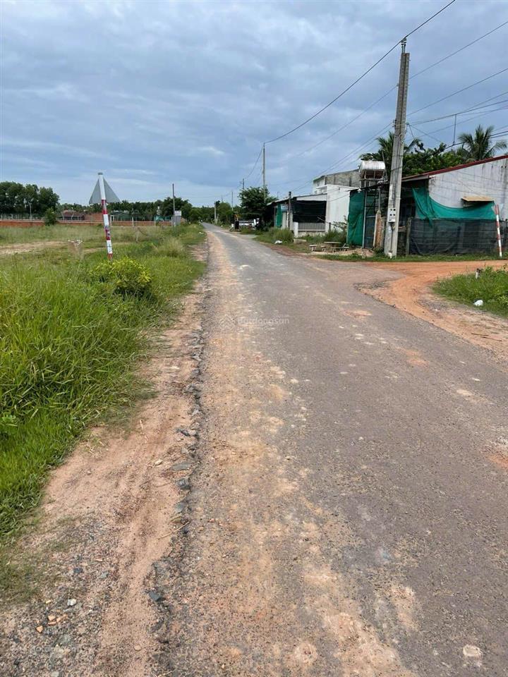 Chính chủ cần bán gấp lô mt đường nhựa ngay xã đồng khởi, châu thành, tây ninh