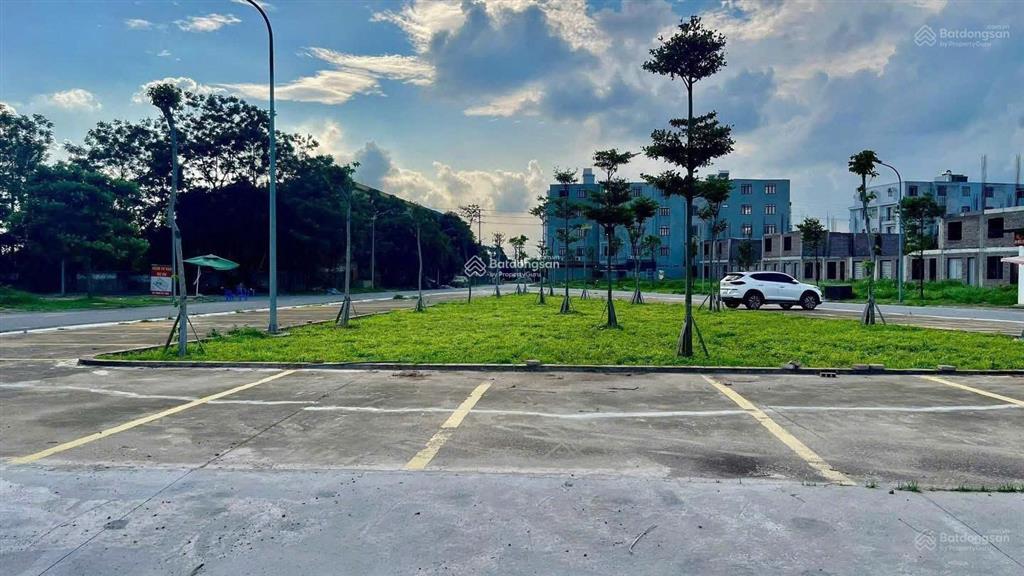 Chuyển nhượng gấp lô đất đắc địa tại đại đồng giá chỉ 5,2 tỷ sẵn sổ