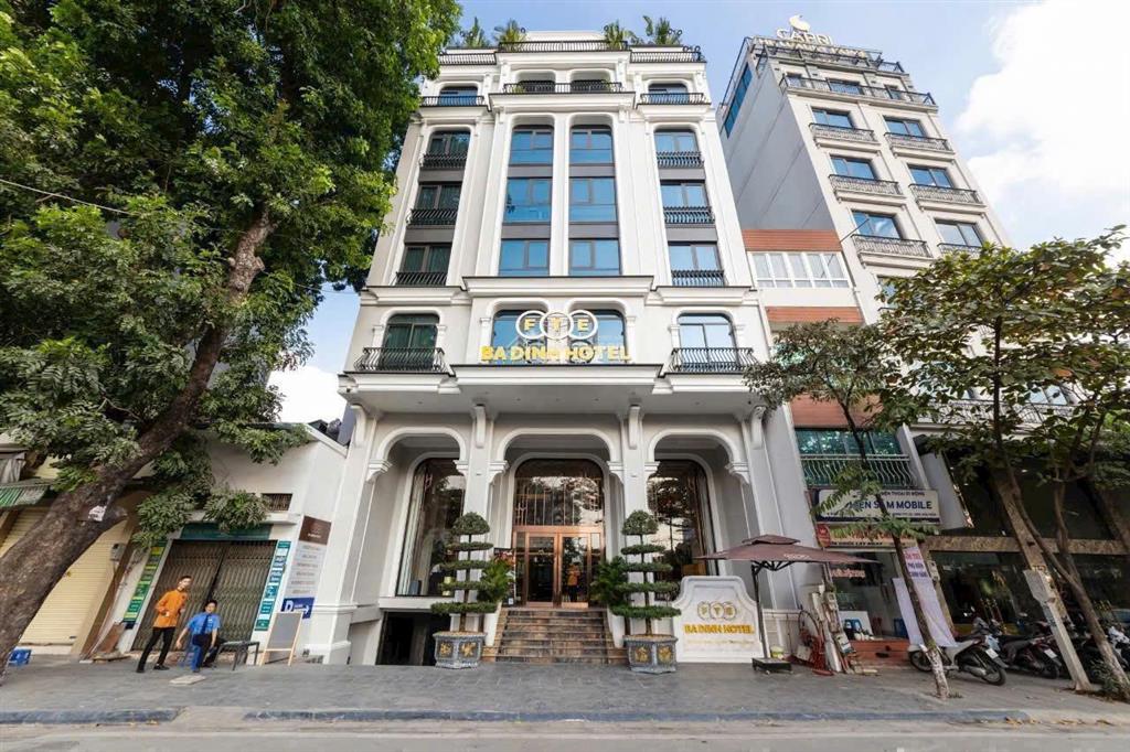 Bán siêu phẩm tòa nhà mặt tiền nguyễn hữu cảnh dt 8,5x21m, hầm 8 tầng hđt 280 tr/th giá 63 tỷ