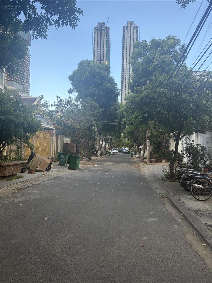 Продаётся участок, 300 м², Sơn Trà