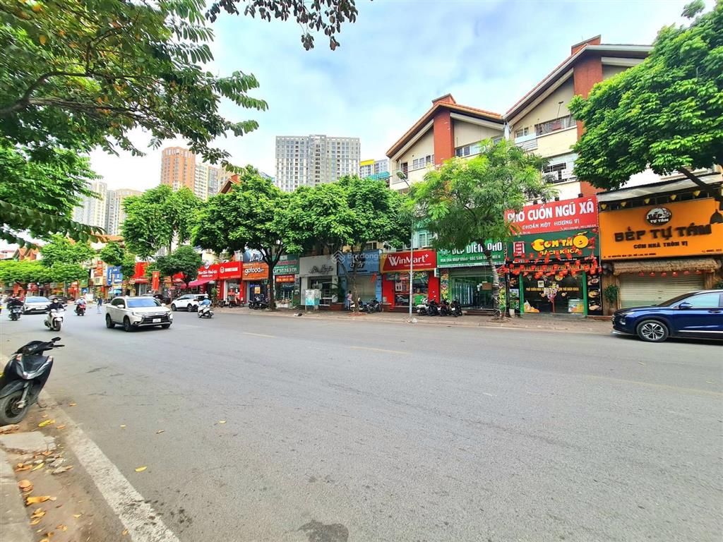 Mặt phố nguyễn văn lộc vỉa hè rộng 2 mặt đường cho thuê 50 triệu/tháng 90m² chỉ 51 tỷ
