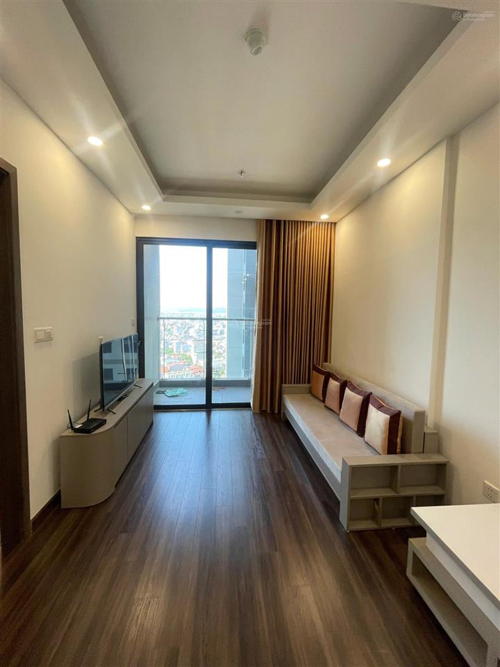 Bán căn hộ 2 ngủ, 2 wc có sẵn bìa đỏ, đầy đủ nội thất tại hoàng huy commerce, giá 2,55 tỷ