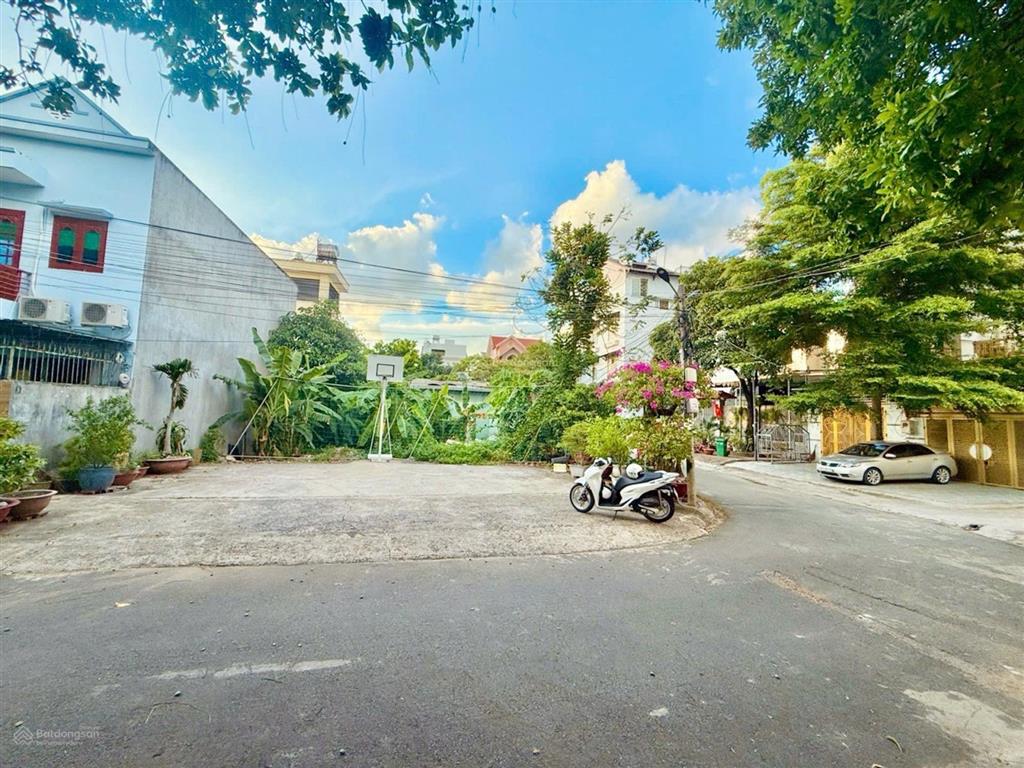 Nổi bật khu văn phòng 389 quốc lộ 13 đất ngang 6.7m chỉ 12.9 tỷ!