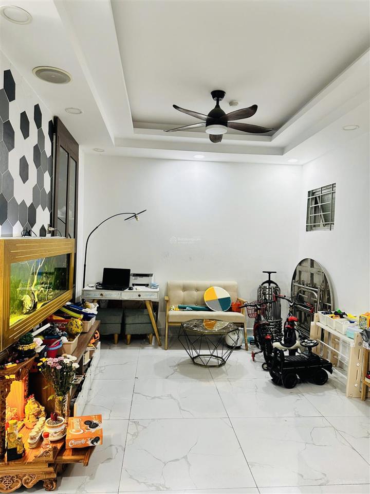 Gấp bán nhà đẹp ở ngay chung cư thới an 80m2 shr