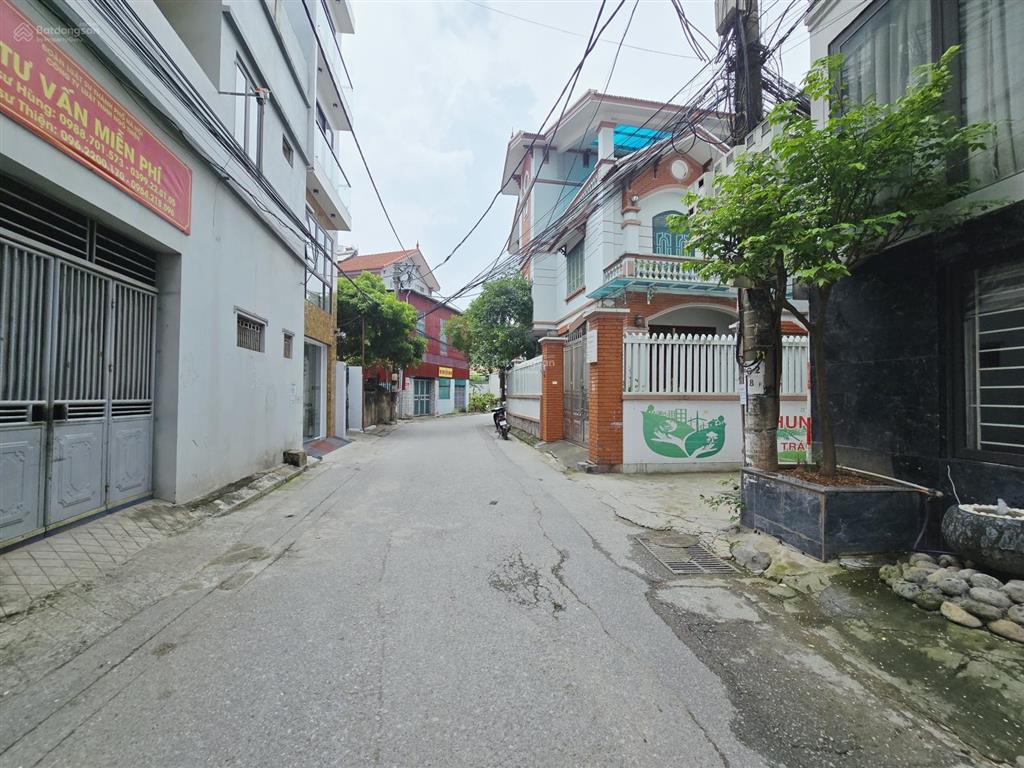 Bán nhà 36m2 x 5 tầng trung tâm thạch bàn 10m ra đường ô tô giá đầu tư 6,5 tỷ
