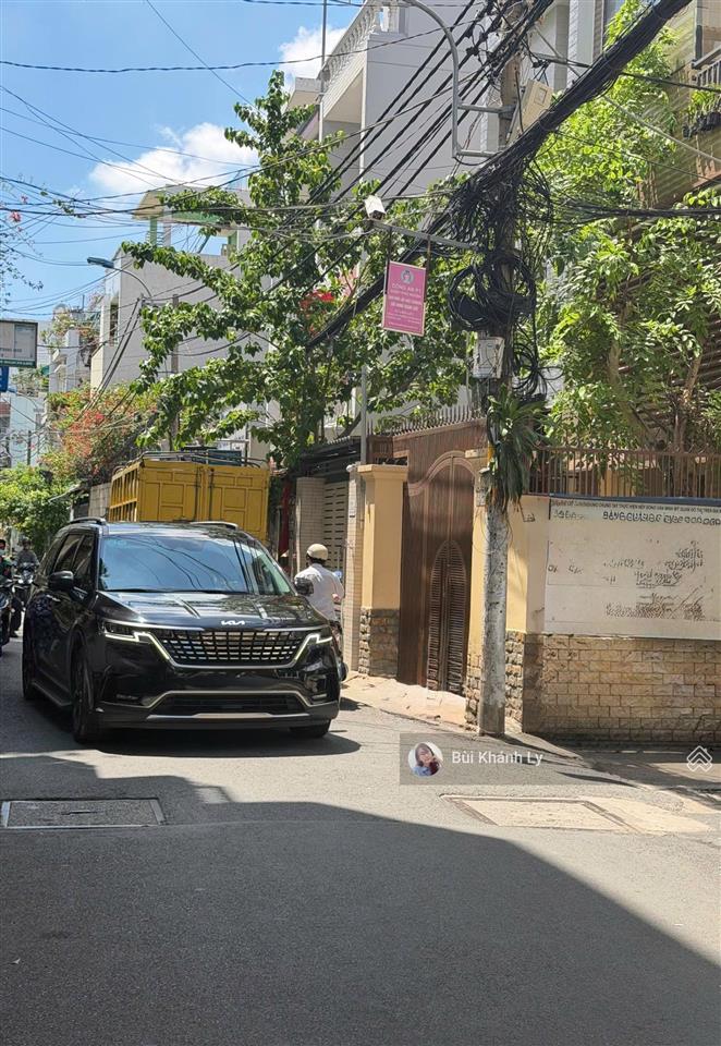 Bán nhà hẻm xe tải khuvip đoàn thị điểm thông phan xích long 4 tầng btct