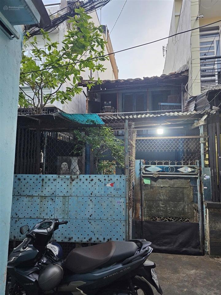 Nhà phan đình phùng 1/ sát mặt tiền, bán đất tặng nhà trung tâm phú nhuận 70tr/m2 chỉ 7,8ty
