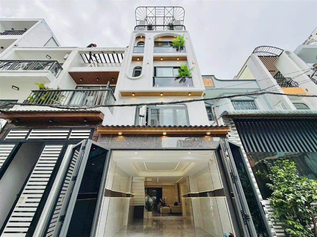Chủ đi định cư bán nhà nguyễn văn trángq1, gần đại học hoa sen. giá 5tỷ650/79m2 đang cho thuê 27tr