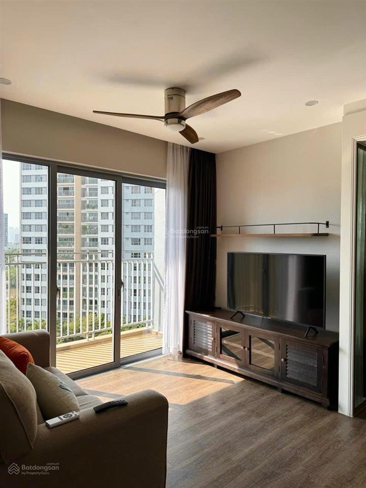 Kẹt tiền bán gấp ch palm heights, 2pn80m2, tầng 8, view sông hồ bơi, sẵn có hđ thuê. 0937 163 ***