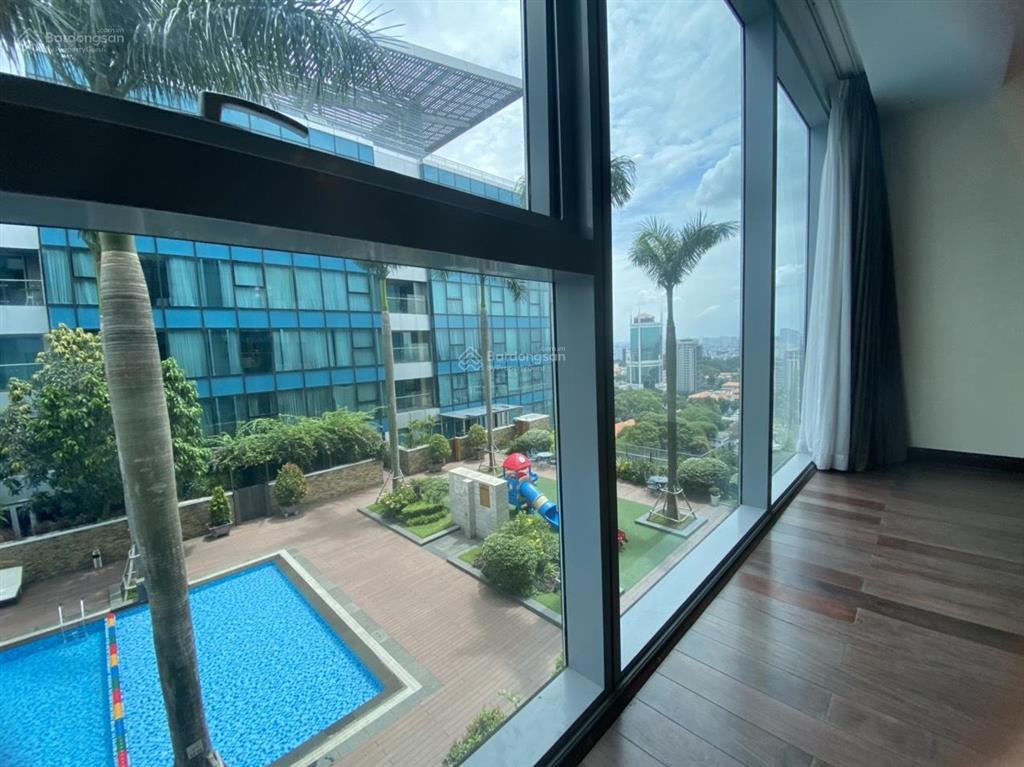 Bán căn hộ vincom center vinhomes đồng khởi, 199m², 4pn view hồ bơi giá tốt