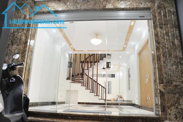 NHÀ ĐẸP - THANG MÁY - KD - 58M2 7T NGỤY NHƯ KOM TUM