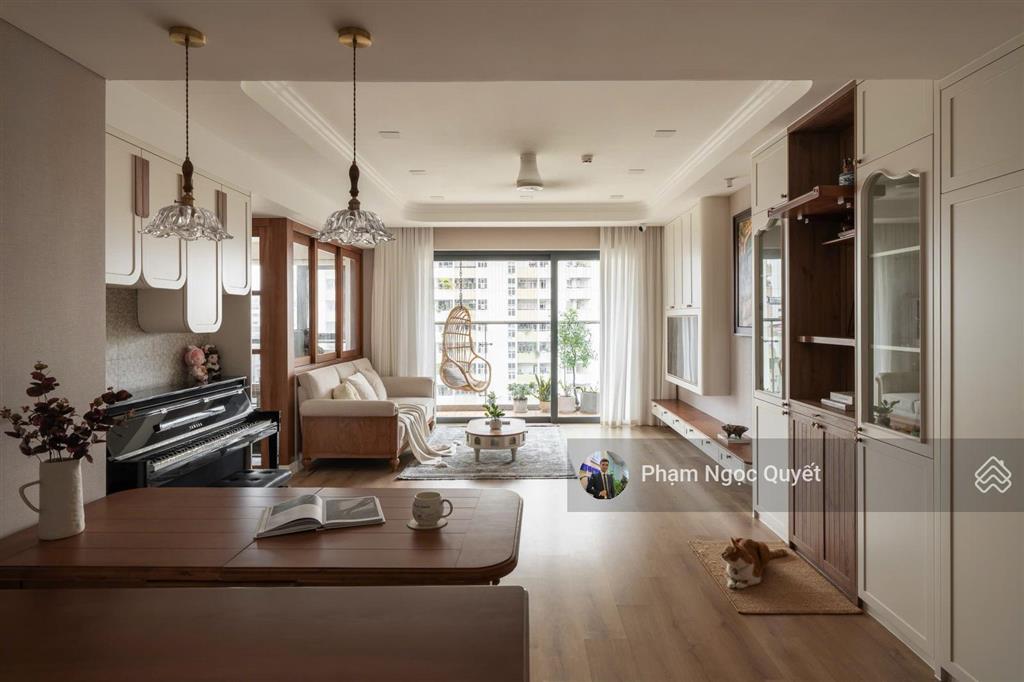 Giá thật chủ nhà gửi bán căn góc 93m2, 3pn + 2wc tầng trung 10,3 tỷ chung cư rivera park