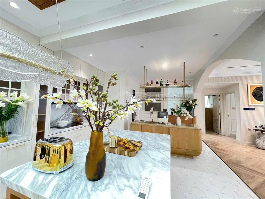Bán căn hộ riverside residence phú mỹ hưng 130m 3pn view sông full nội thất giá 17.2 tỷ