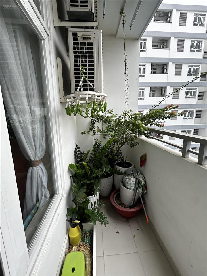 5,3 tỷ. him lam riverside. dt 76m, 2pn, 2wc.