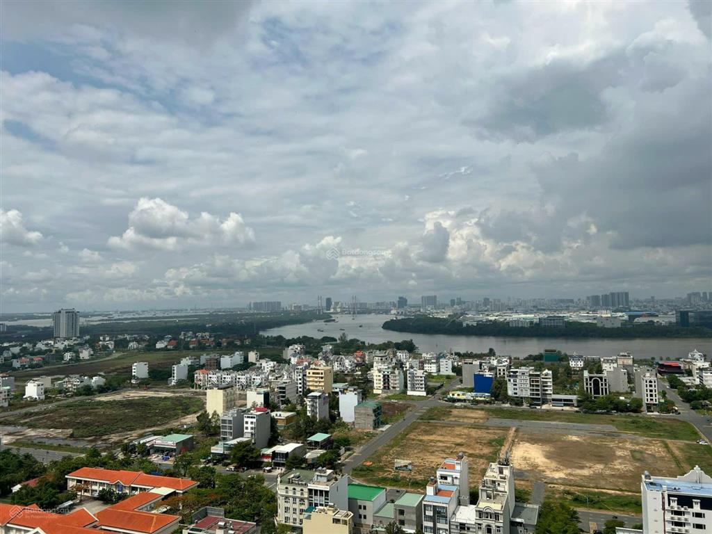 Bán sky garden 220m2 tầng siêu cao view sông sg giá 37,9 tỷ