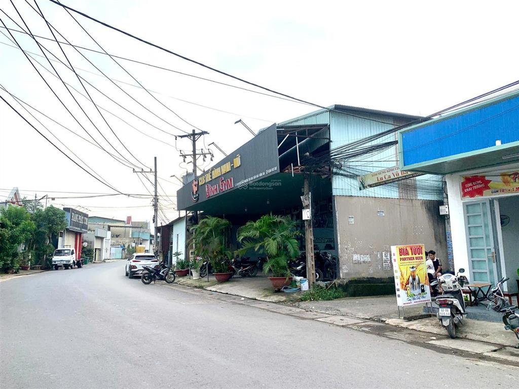 Đất bán tại hẻm lê ngô cát, gần nhà thờ vinh đức, diện tích 71.4m2, giá 1 tỷ 300. 0934 828 ***