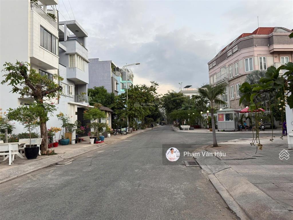 Lô góc biệt thự khu đông thủ thiêm 11x20m, cách nguyễn duy trinh 200m, giá tốt chỉ 97tr/m2