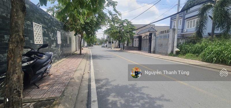 Bán lô đất thổ cư gần 500m2 mặt tiền đường nguyễn thị sáu, ngang 6m nở hậu, ngay trung tâm hóc môn