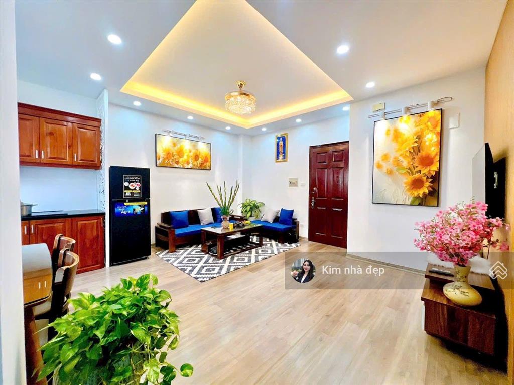 Cần tiền bán gấp chung cư b3 nam trung yên 62m 2 ngủ full nội thất sổ đỏ lâu dài sang tên ngay