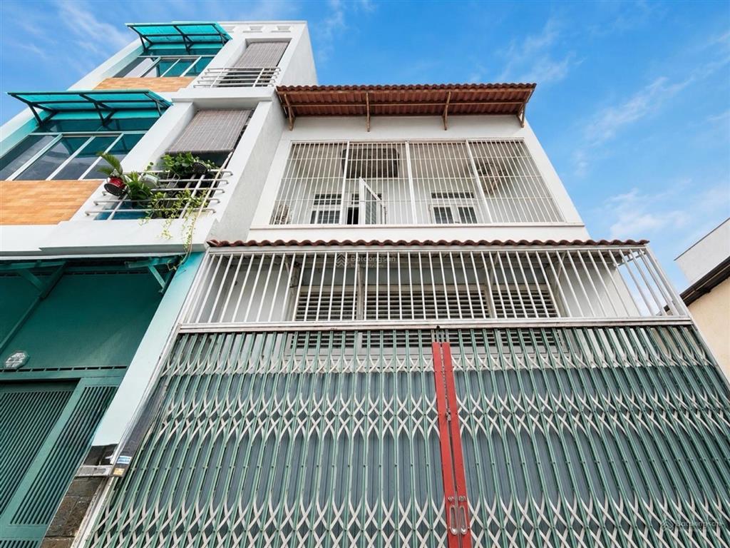 Giá tốt .ngang 5m vuông vức, hẻm 3.5m sát mặt tiền . khu vực dân trí