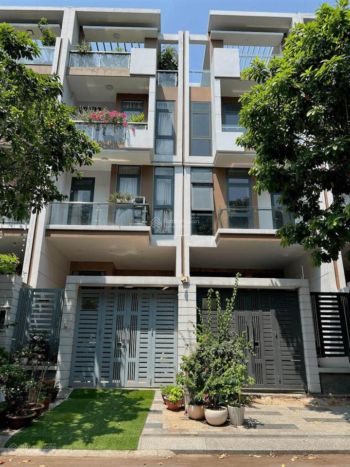 Cần bán nhà kdt vạn phúc city 5x21m có thang máy 22.5tỷ