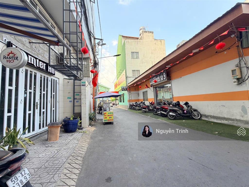 Siêu phẩm đất hiếm bán ngay đuờng võ văn ngântrường đh sư phạm kỹ thuật 90 ngang 6m xd cao tầng